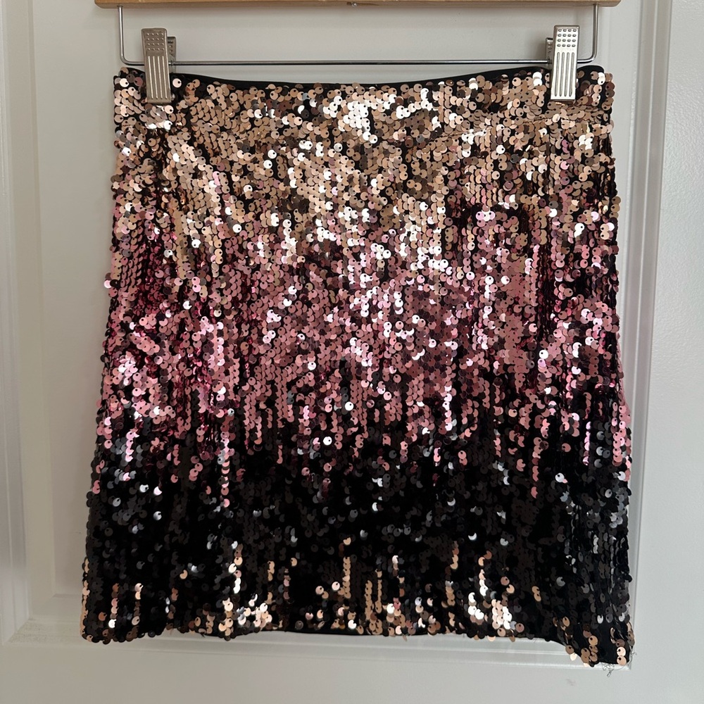 Forever 21 Pink and Gold Sequin Skirt